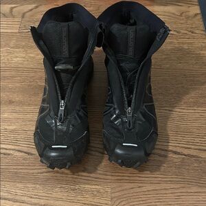 Salomon Black Trail shoes